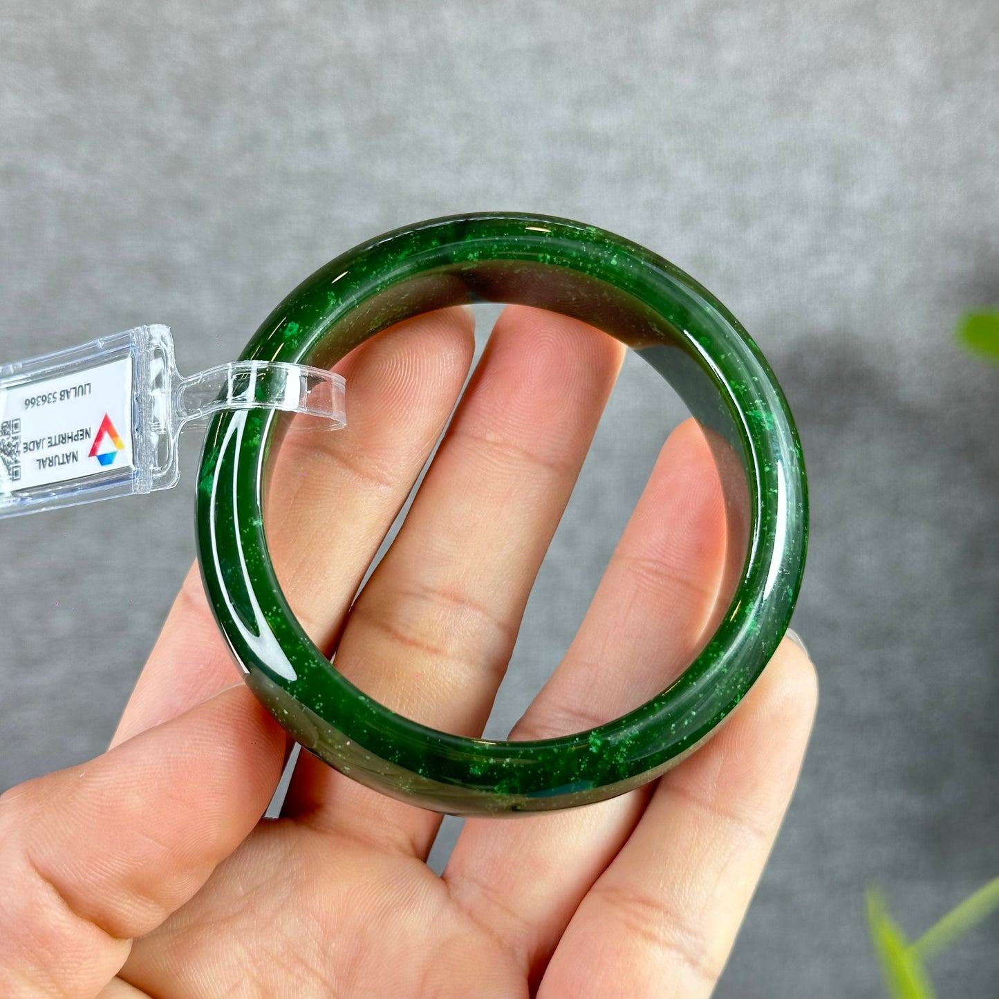 Natural Nephrite Jade Bangle Leaf Style Size 53.3 mm