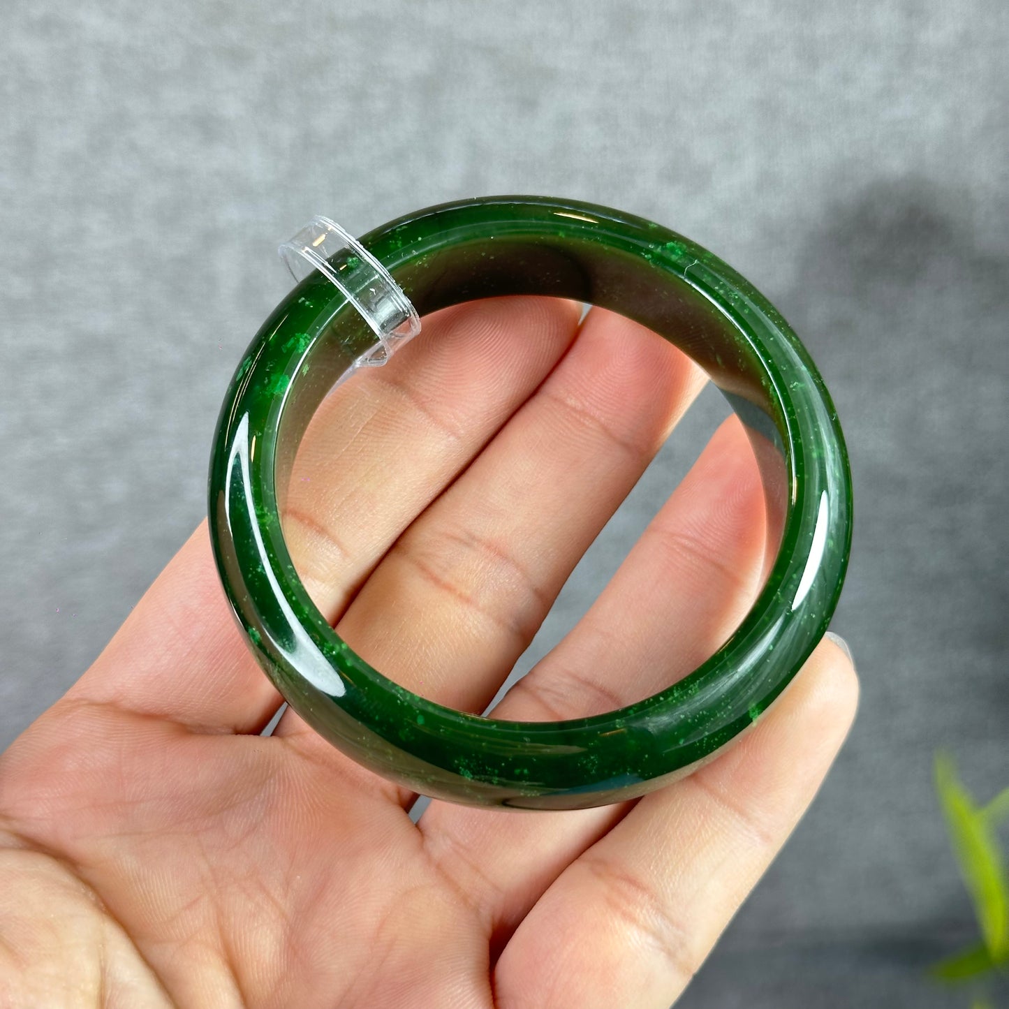 Natural Nephrite Jade Bangle Leaf Style Size 53.3 mm