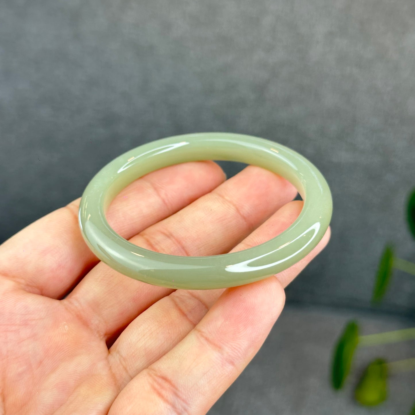 Natural Light Green Hetian Nephrite Jade Bangle Leaf Style Size 51 mm