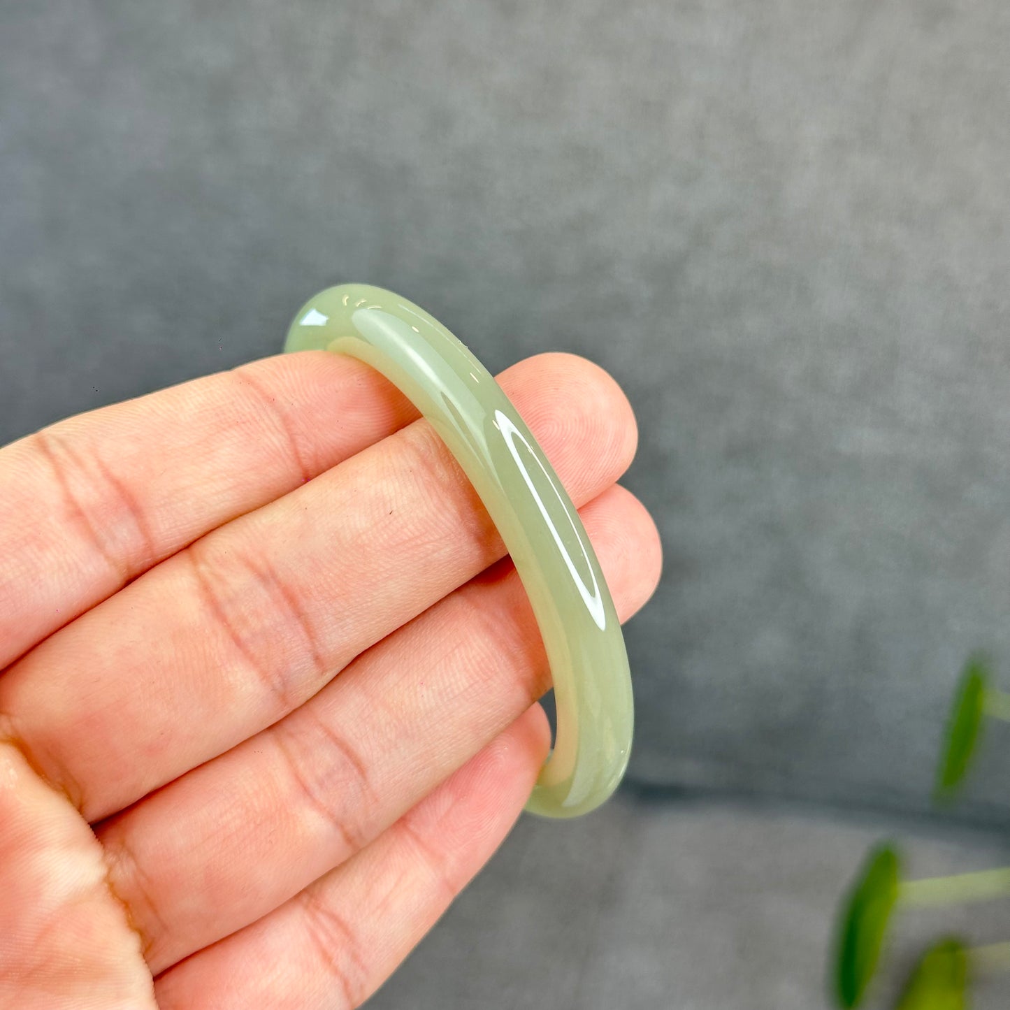 Natural Light Green Hetian Nephrite Jade Bangle Leaf Style Size 51 mm