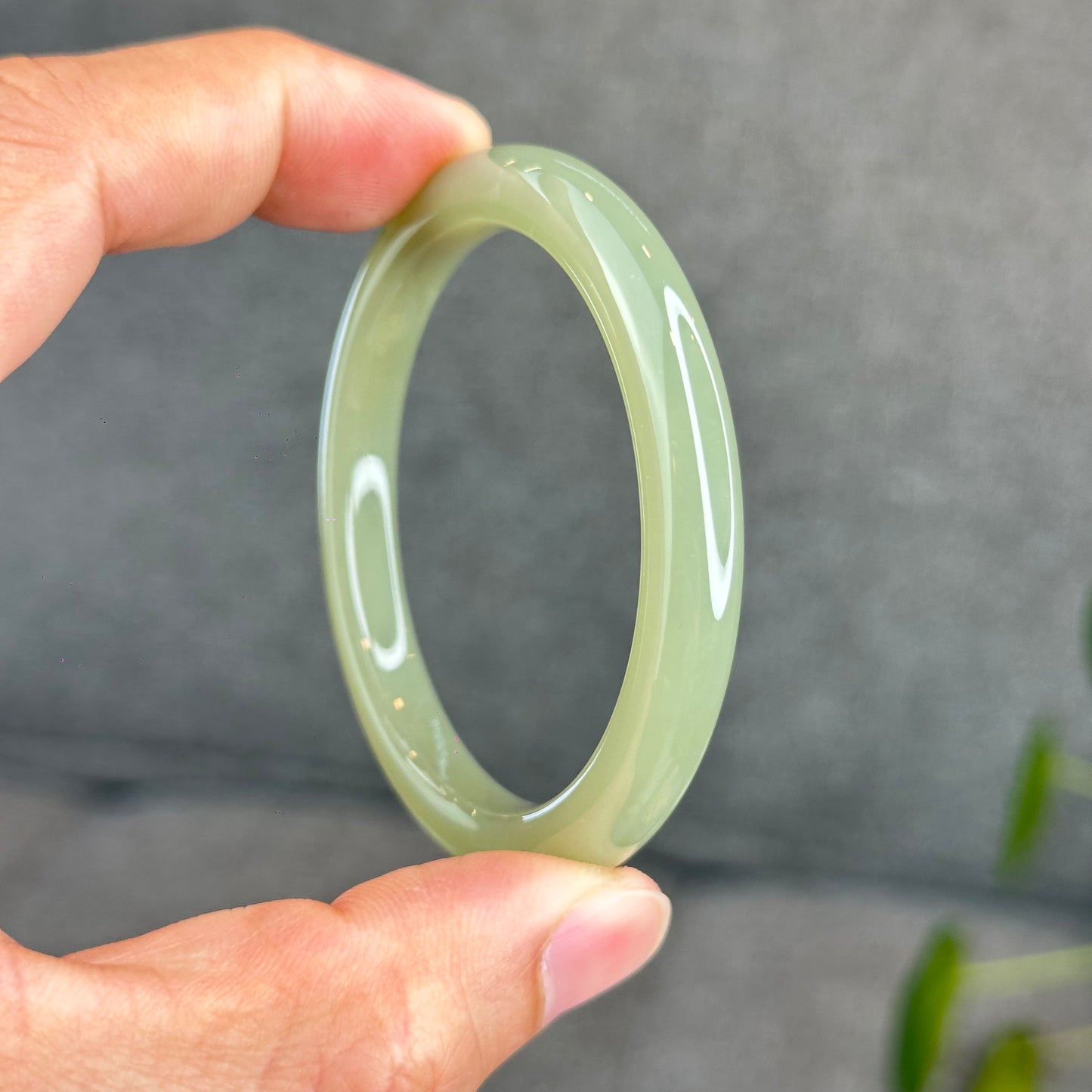 Natural Light Green Hetian Nephrite Jade Bangle Leaf Style Size 51 mm