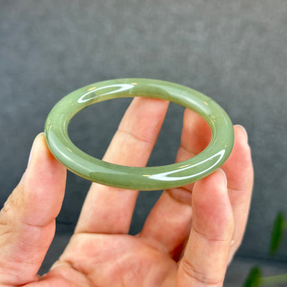 Natural Green Tea Hetian Nephrite Jade Bangle Chopstick Style Size 52 mm