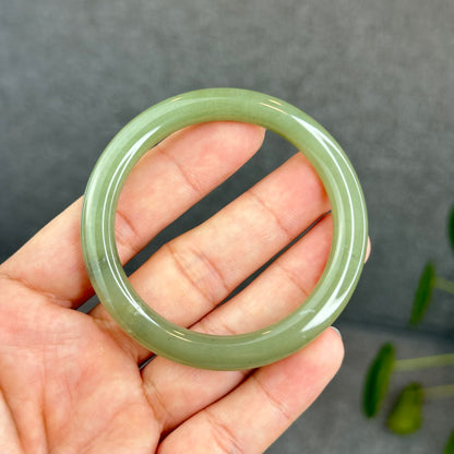 Natural Green Tea Hetian Nephrite Jade Bangle Chopstick Style Size 52 mm