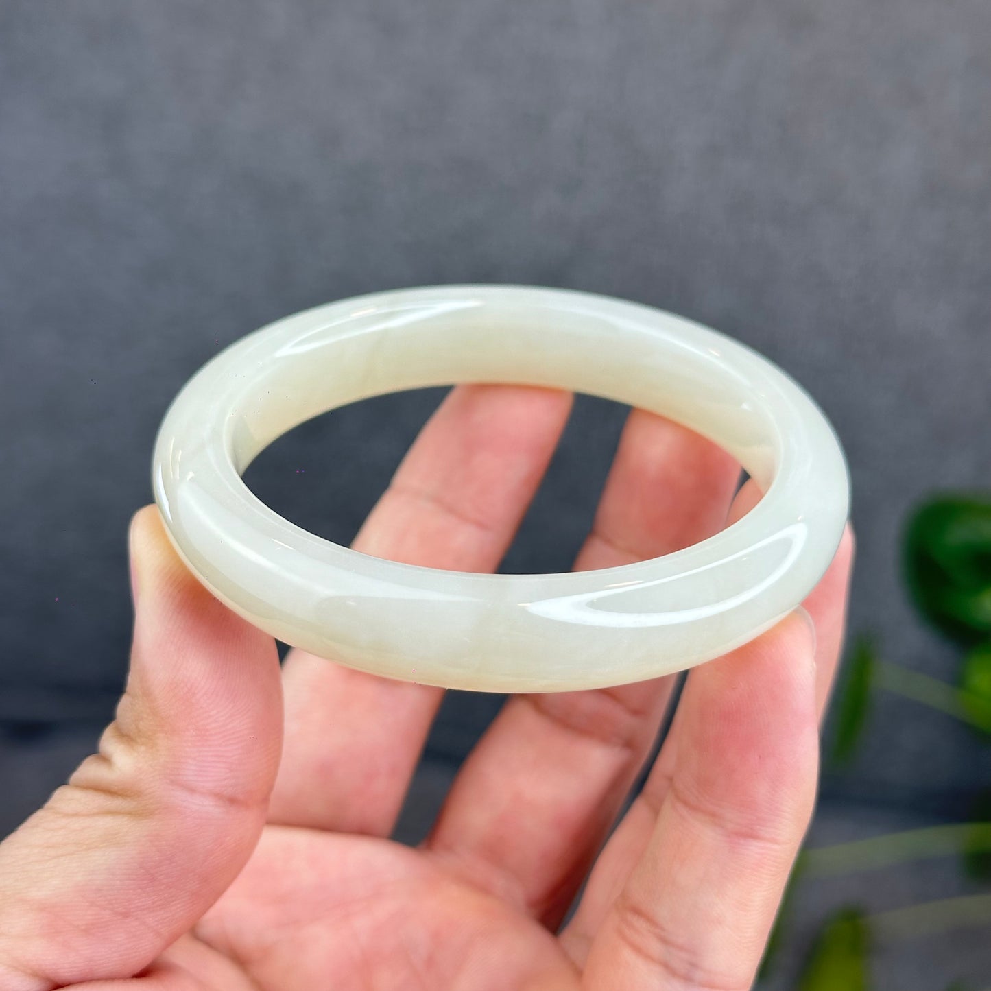 Natural Milky Beige Hetian Nephrite Jade Bangle Leaf Style Size 57.7 mm