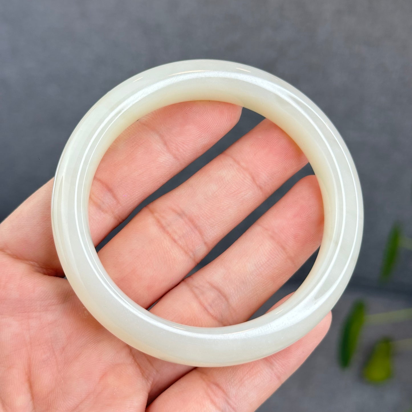 Natural Milky Beige Hetian Nephrite Jade Bangle Leaf Style Size 57.7 mm