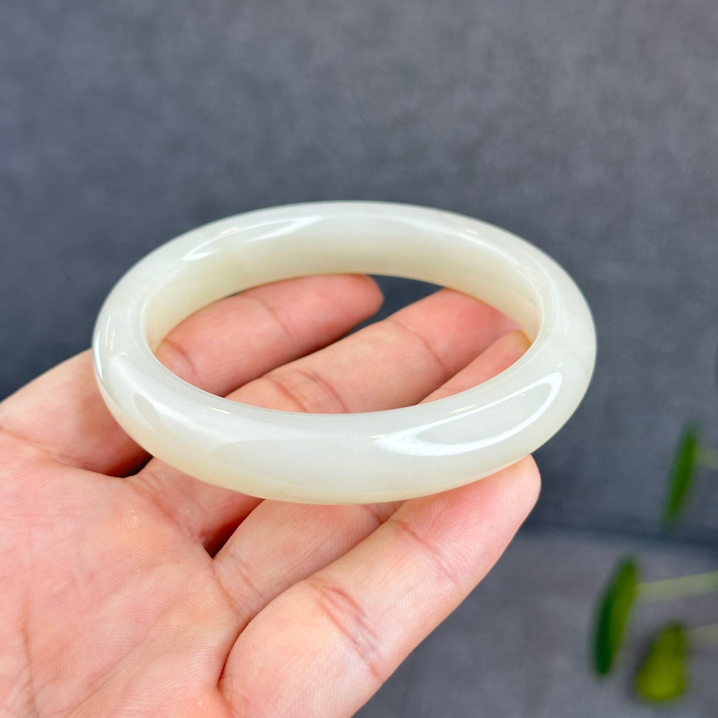 Natural Milky Beige Hetian Nephrite Jade Bangle Leaf Style Size 57.7 mm