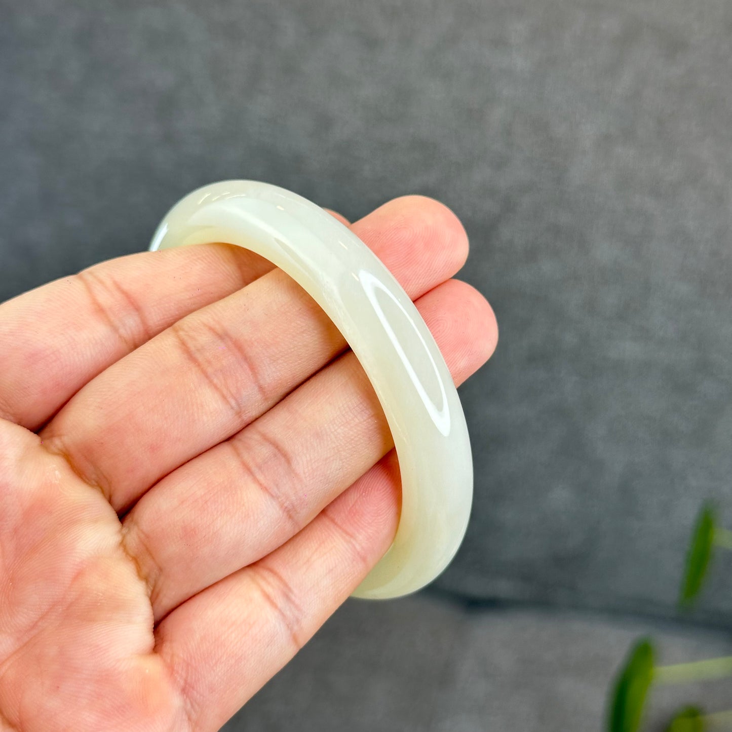 Natural Milky Beige Hetian Nephrite Jade Bangle Leaf Style Size 57.7 mm