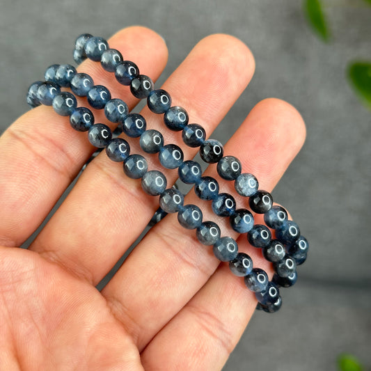 Natural Midnight with Flash Aquamarine Triple Wrap Bracelet Size 6 mm