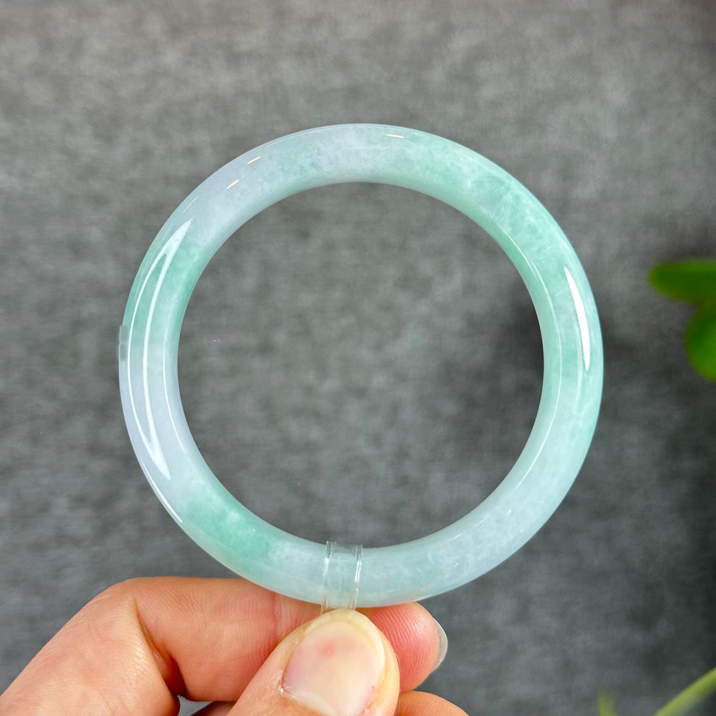 Semi Translucent Light Green Jadete Jade Bangle Leaf Style Size 55 mm