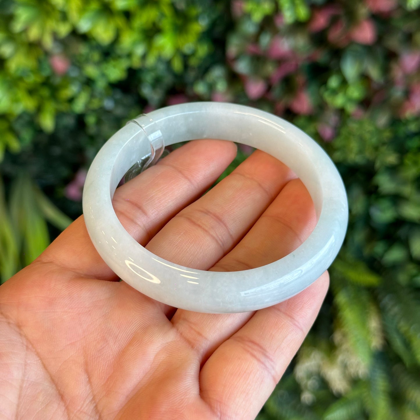 Natural Light Green Semi Translucent Jadeite Jade Bangle Leaf Style Size 58.5 mm