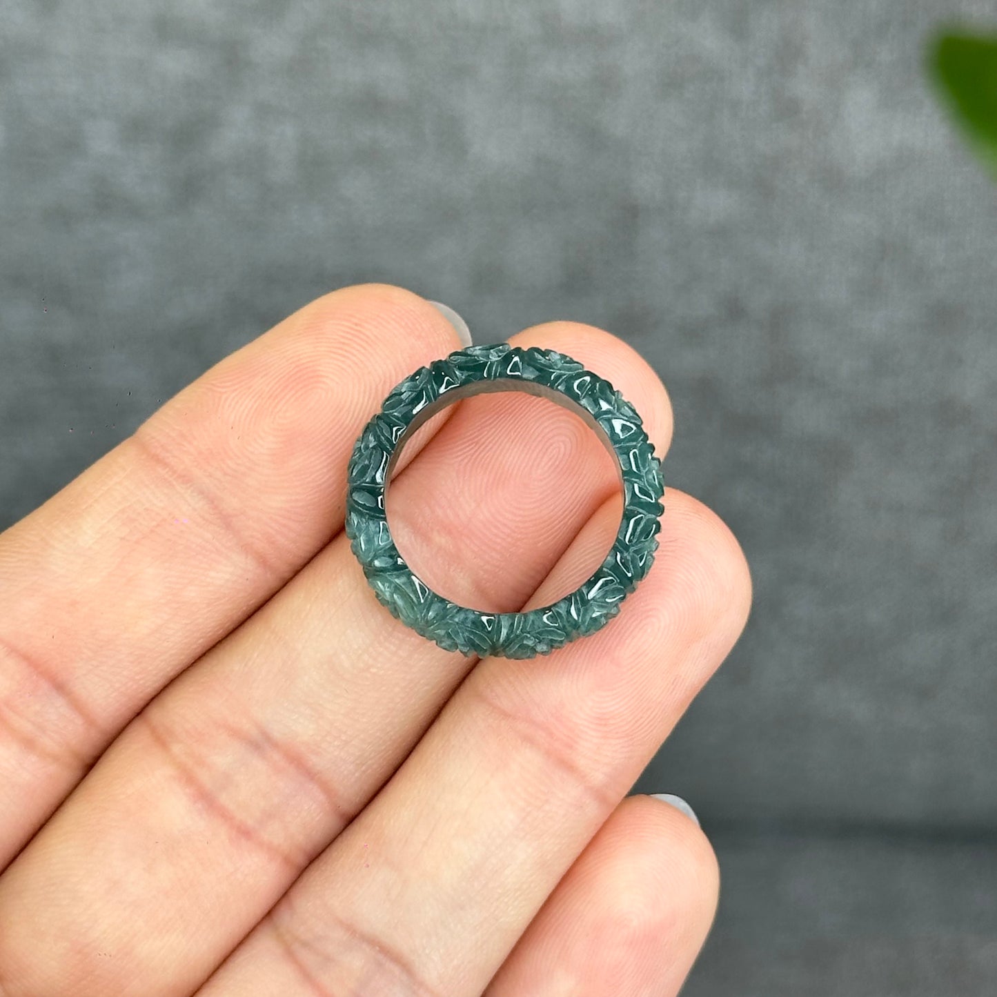 Natural Floral Carved Jadeite Jade Ring 1.84