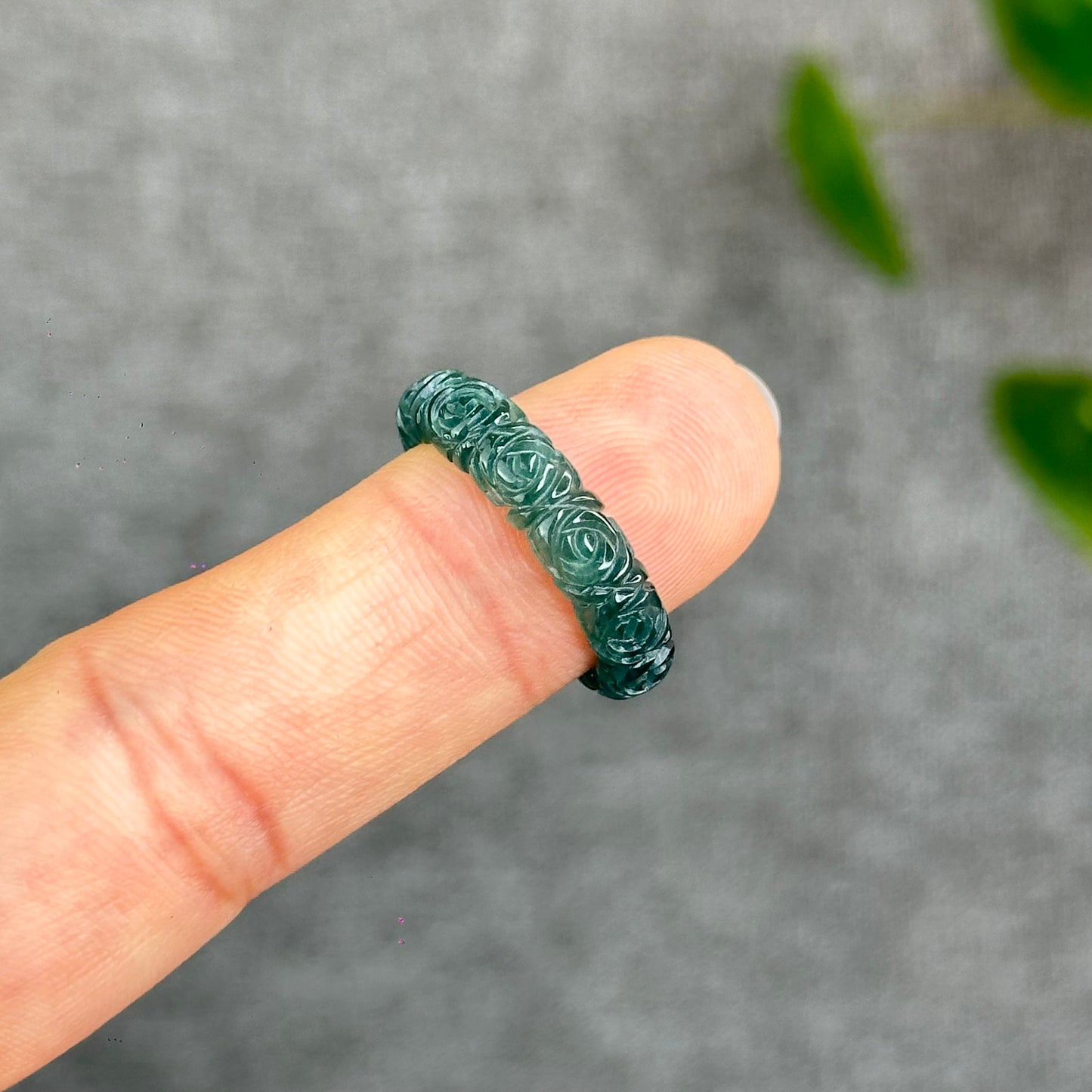 Natural Floral Carved Jadeite Jade Ring 1.84