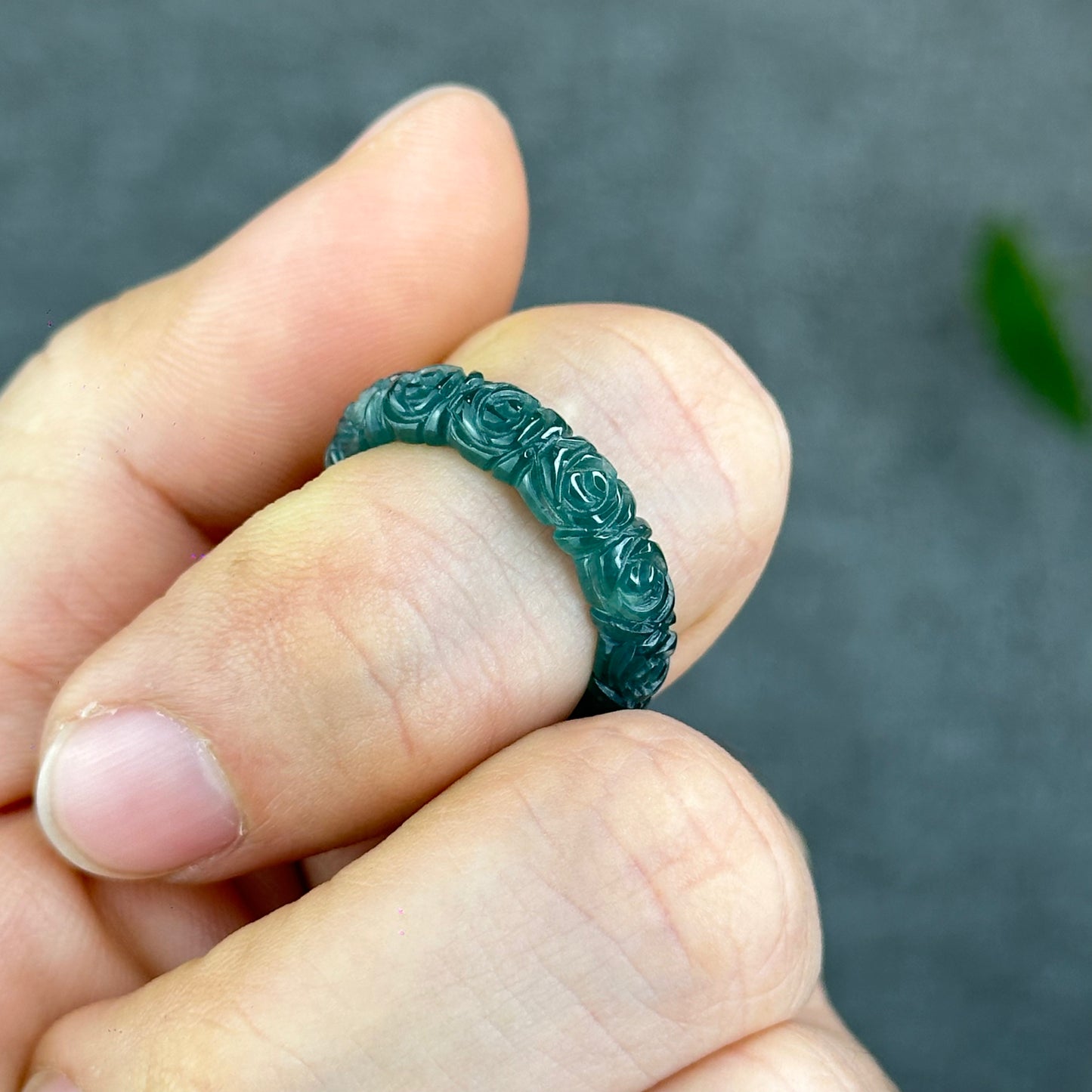 Natural Floral Carved Jadeite Jade Ring 1.84