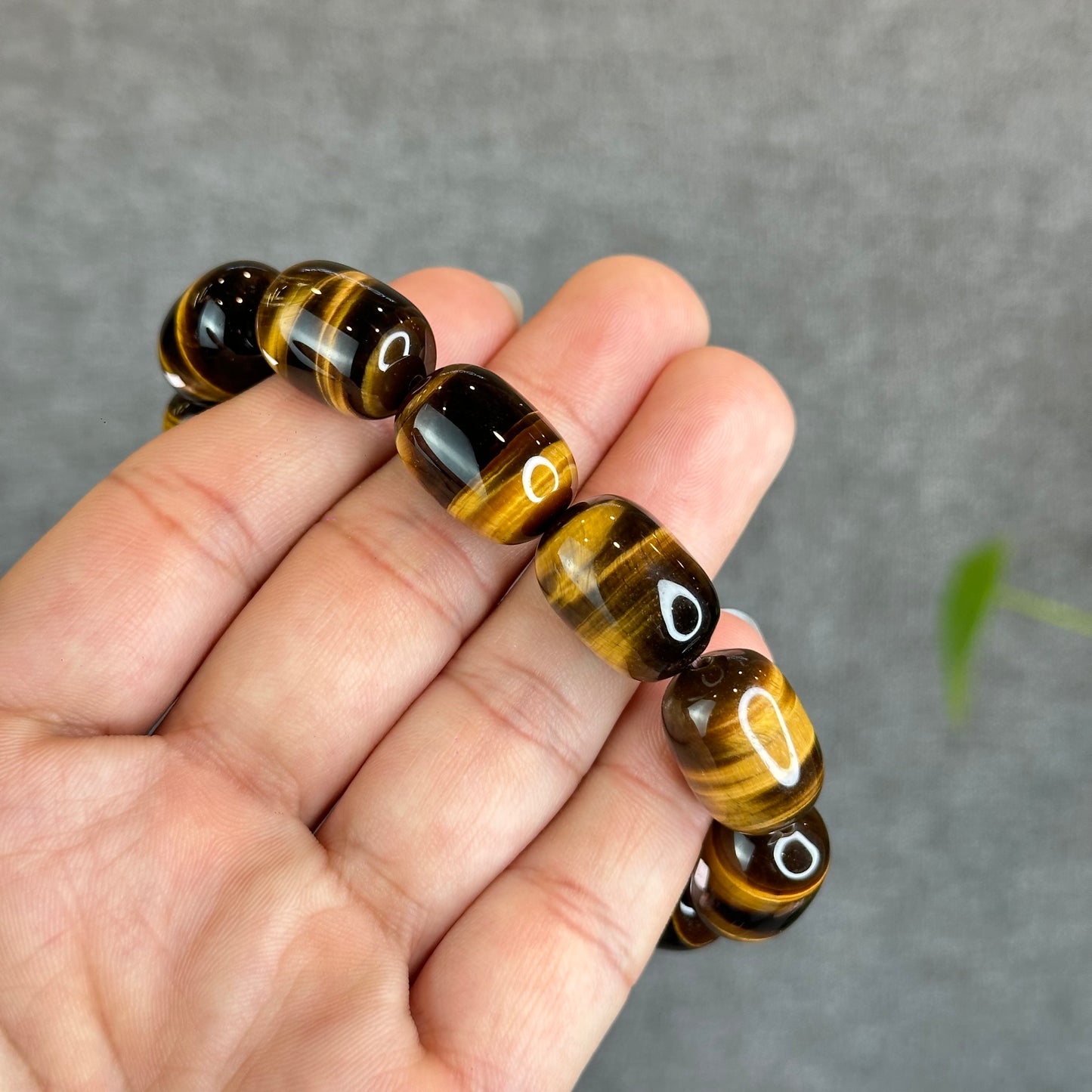 Lu Thong Natural Golden Brown Tiger Eye Bracelet Size 18 mm by 13 mm