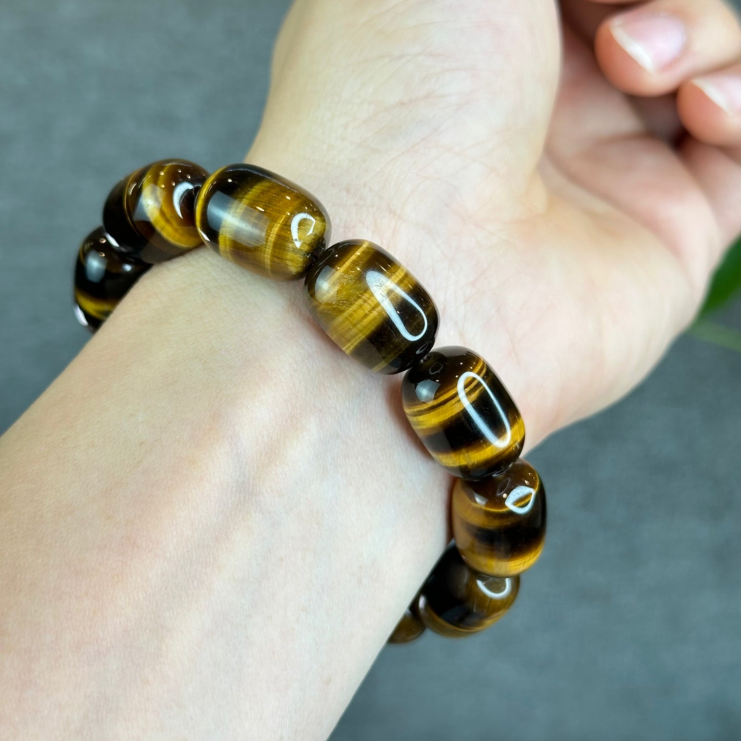 Lu Thong Natural Golden Brown Tiger Eye Bracelet Size 18 mm by 13 mm