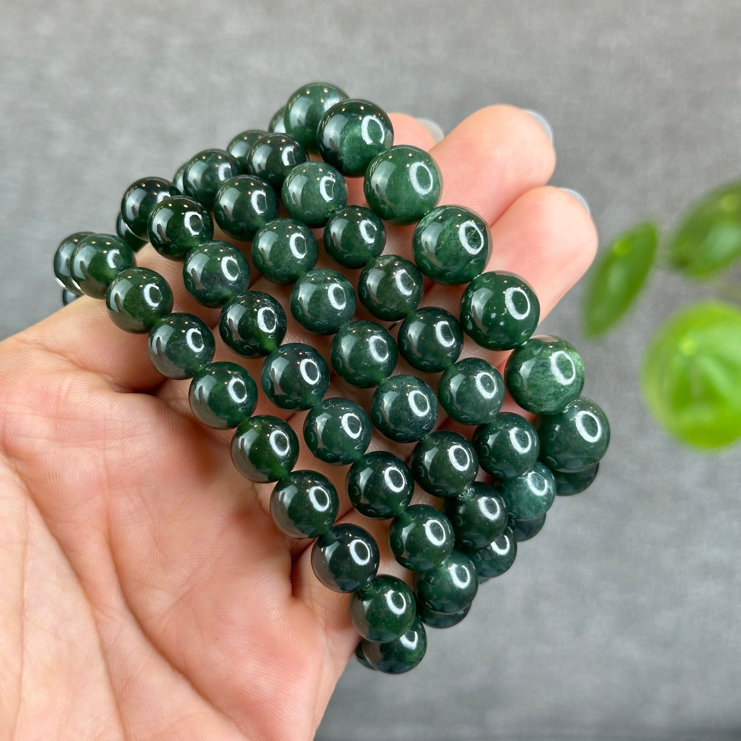 Natural Antigoirte Green Serpentine Bracelet Size 10 mm