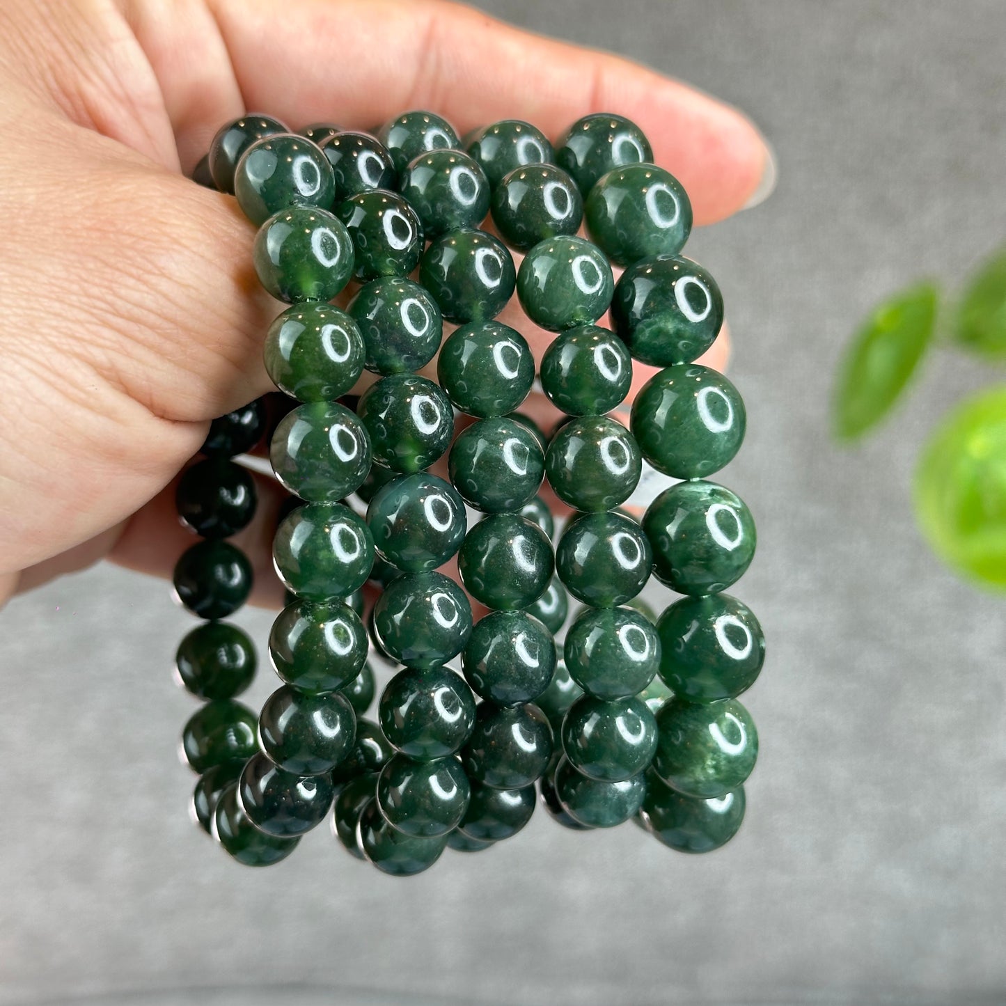 Natural Antigoirte Green Serpentine Bracelet Size 10 mm