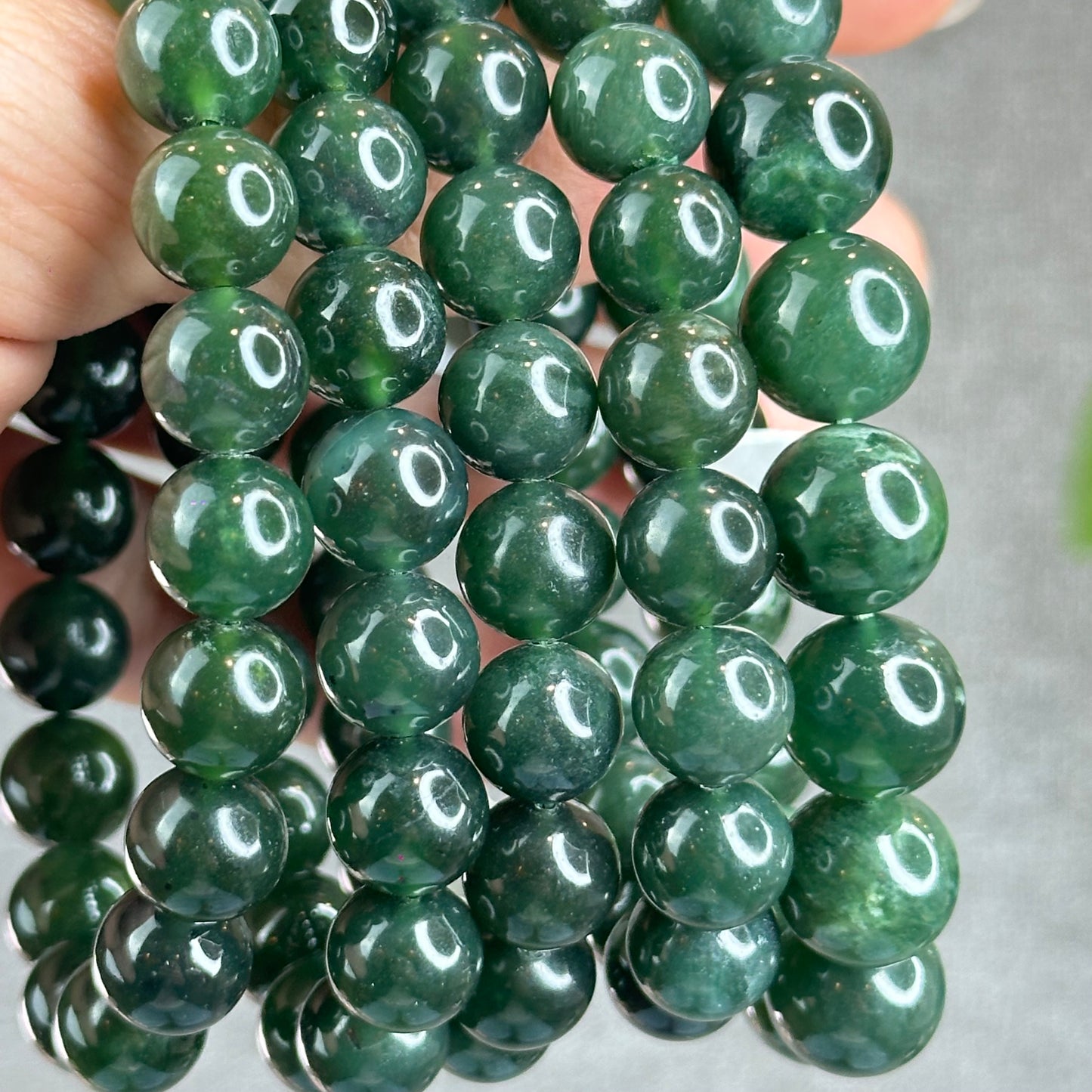 Natural Antigoirte Green Serpentine Bracelet Size 10 mm