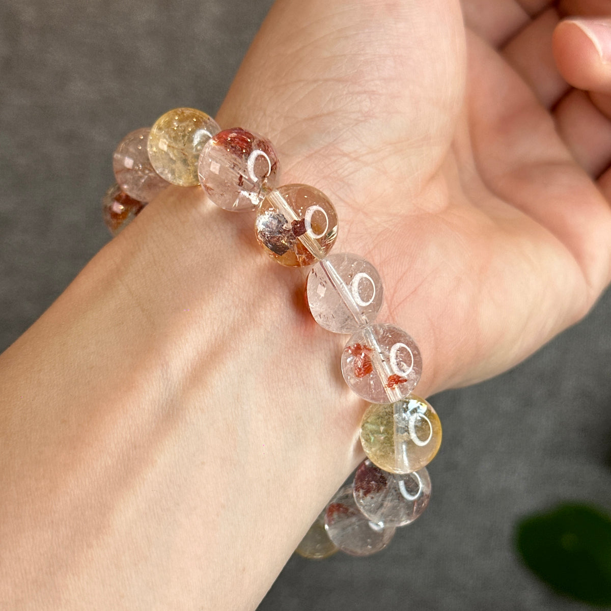 Koi Fish Quartz Bracelet Size 13 mm with Gem Review Certificate