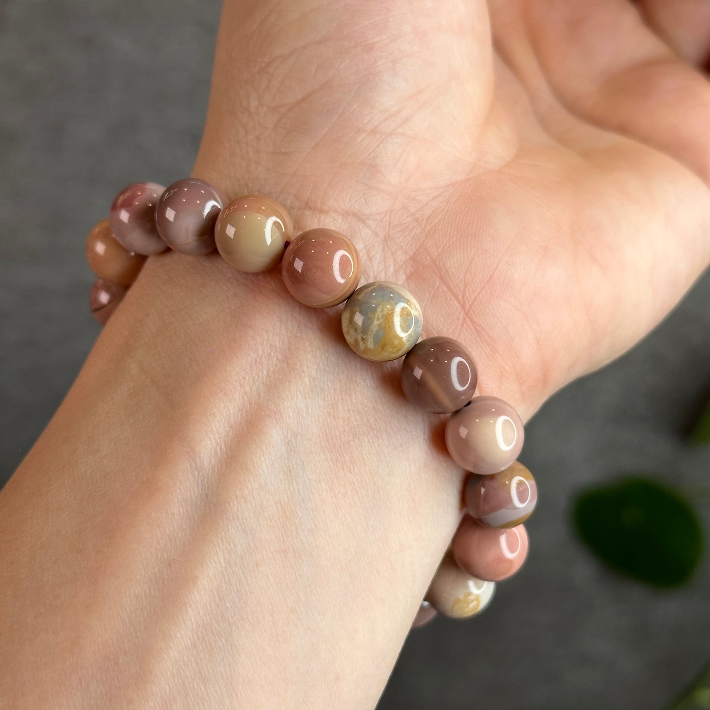 Alashan Agate Bracelet Size 10-10.5 mm