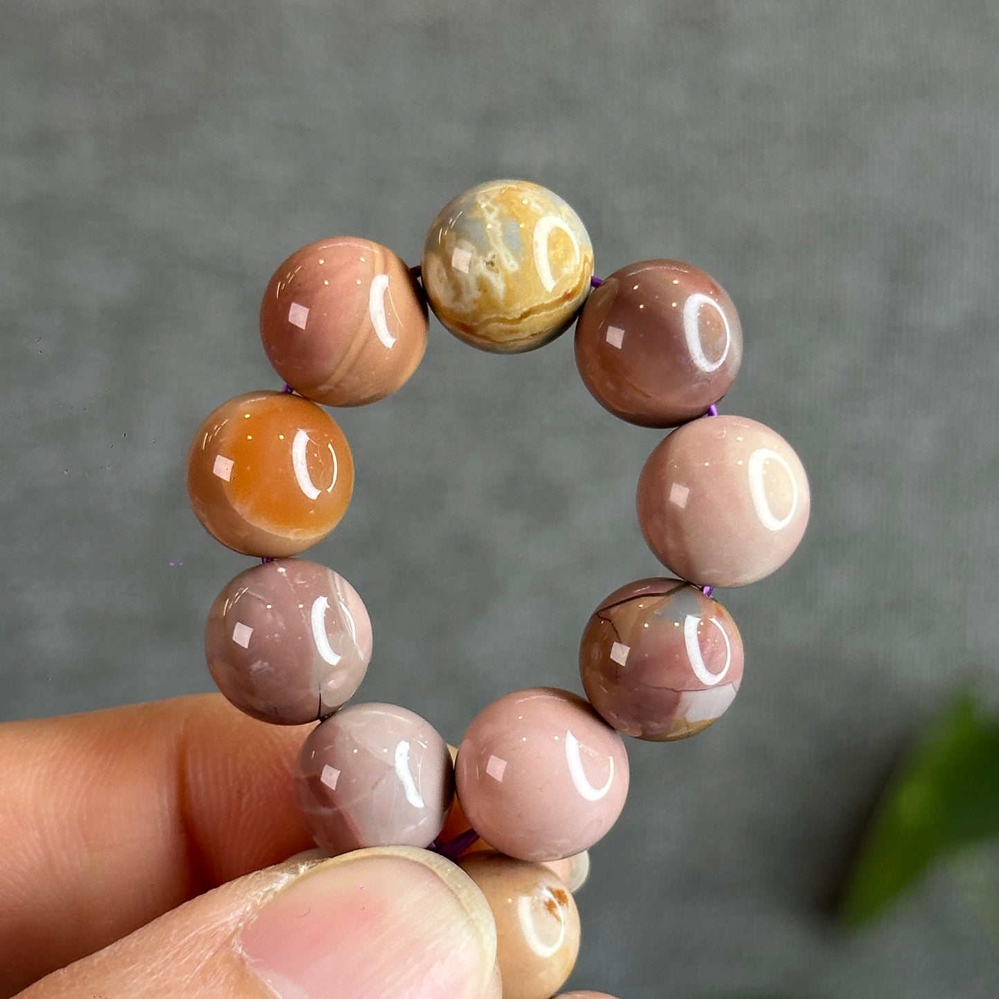 Alashan Agate Bracelet Size 10-10.5 mm