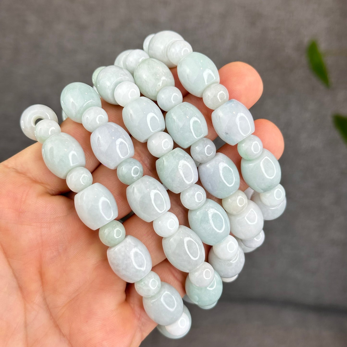 Natural Ivory Mint Green Mixed Bead Lu Thong Bracelet Size 12 mm