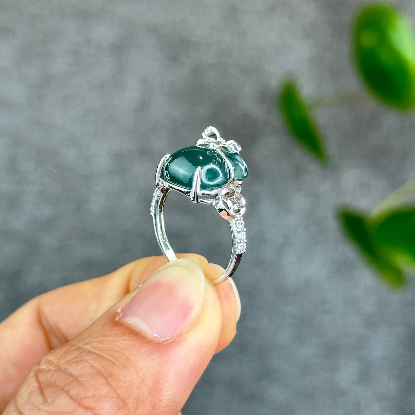 Natural Water Green Jadeite Jade Money Bag Ring in Gold Platted Silver Setting Size 1.72