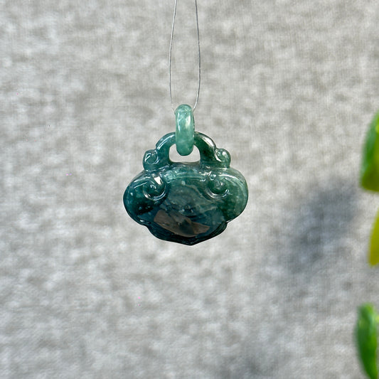 Nhu Y Abundant Lock Jadeite Jade Pendant