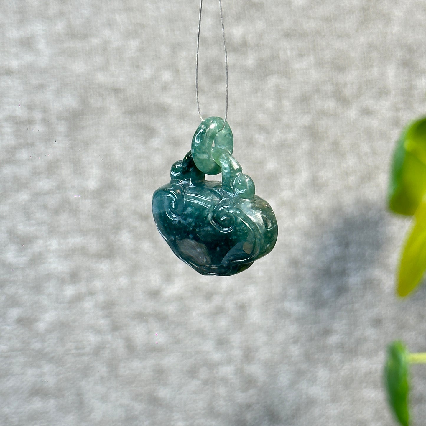 Nhu Y Abundant Lock Jadeite Jade Pendant