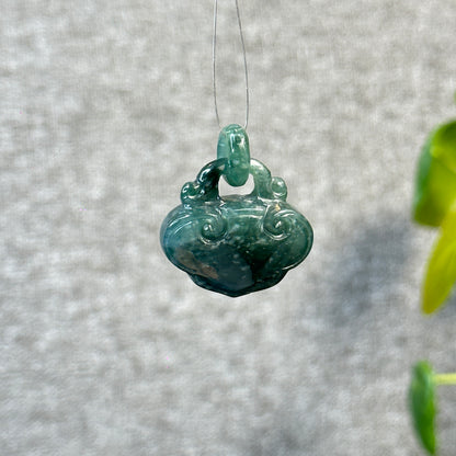 Nhu Y Abundant Lock Jadeite Jade Pendant