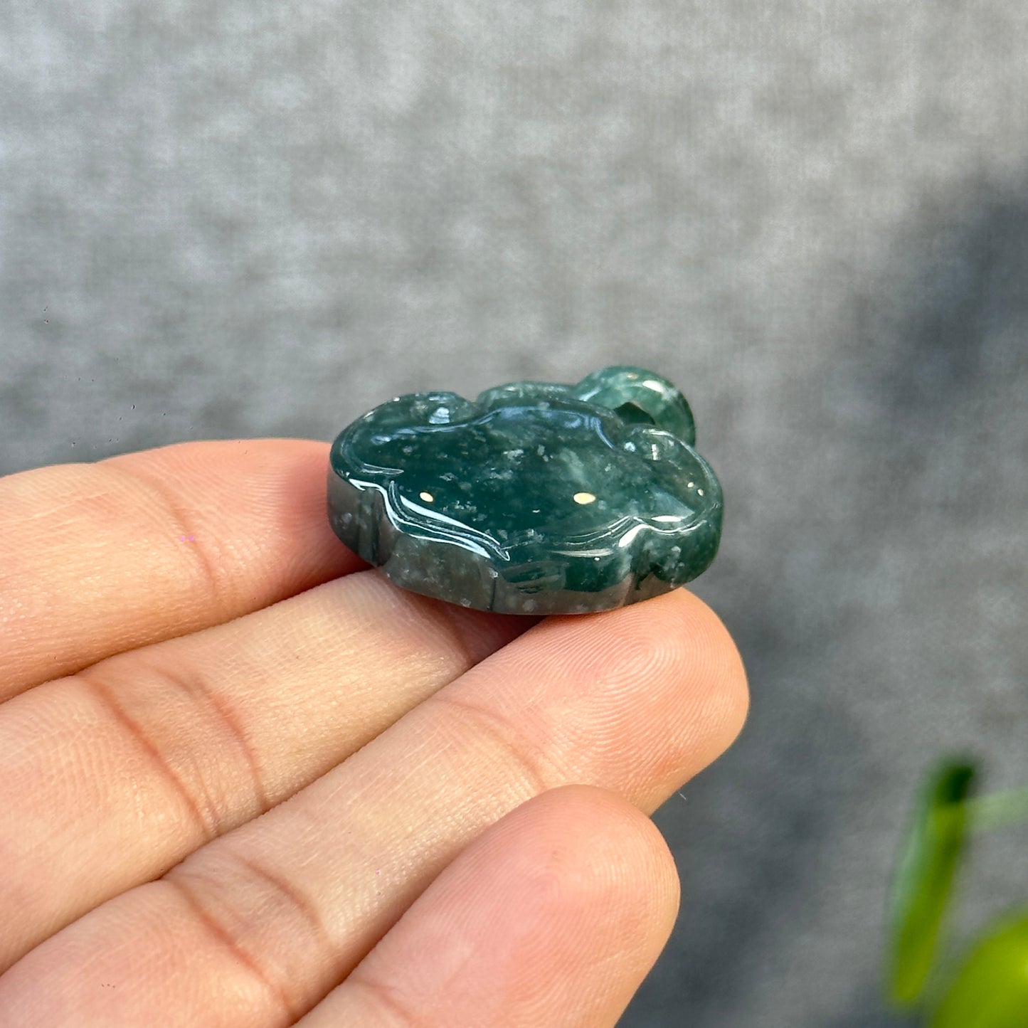 Nhu Y Abundant Lock Jadeite Jade Pendant