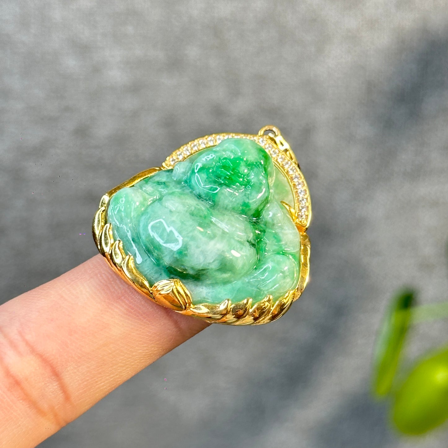 Happy Buddha Imperial Green Jadeite Jade Pendant in 10 K Yellow Gold Setting