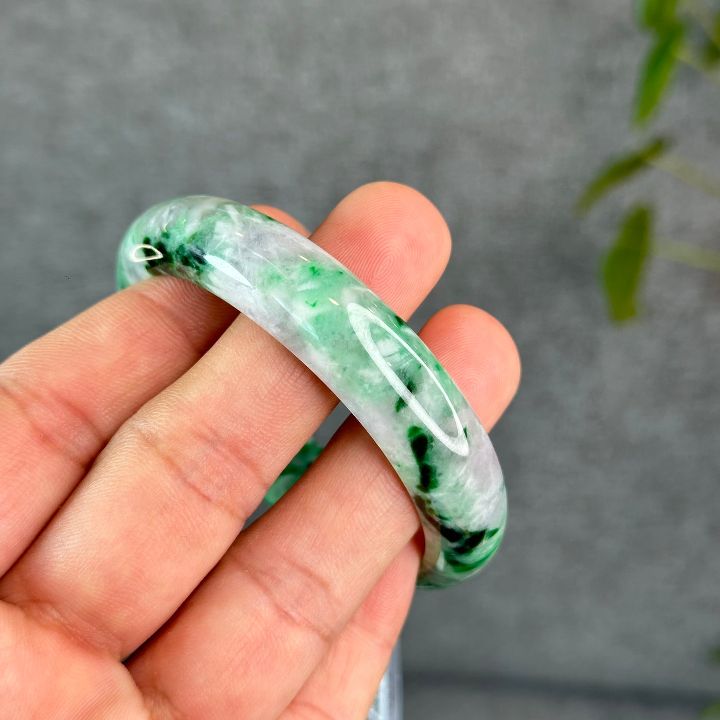 Natural Apple Green Jadeite Jade VIP Bangle Leaf Style Size 54 mm