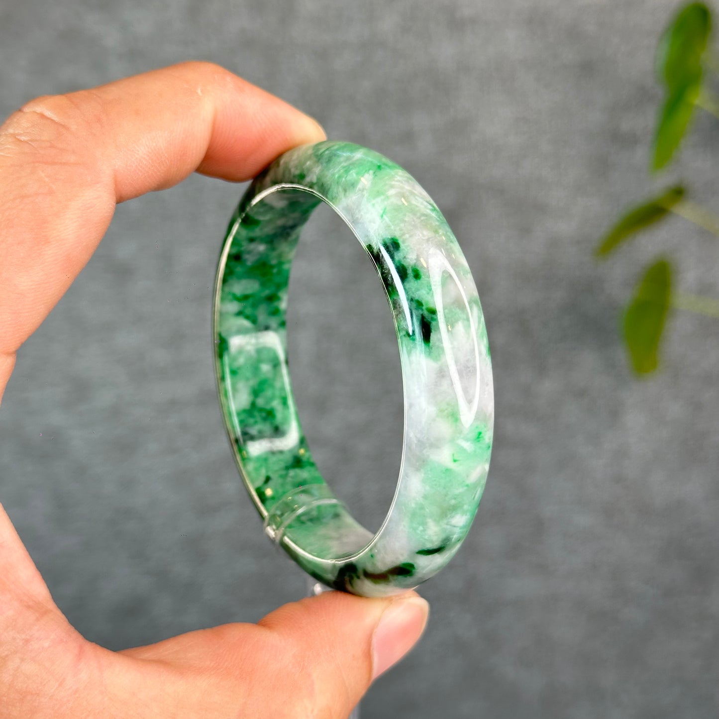 Natural Apple Green Jadeite Jade VIP Bangle Leaf Style Size 54 mm