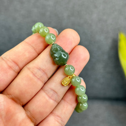 Natural Olive Green Hoa Dien Nephrite Jade mixed with Pixiu Bracelet Size 8 mm