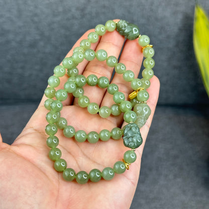 Natural Olive Green Hoa Dien Nephrite Jade mixed with Pixiu Bracelet Size 8 mm