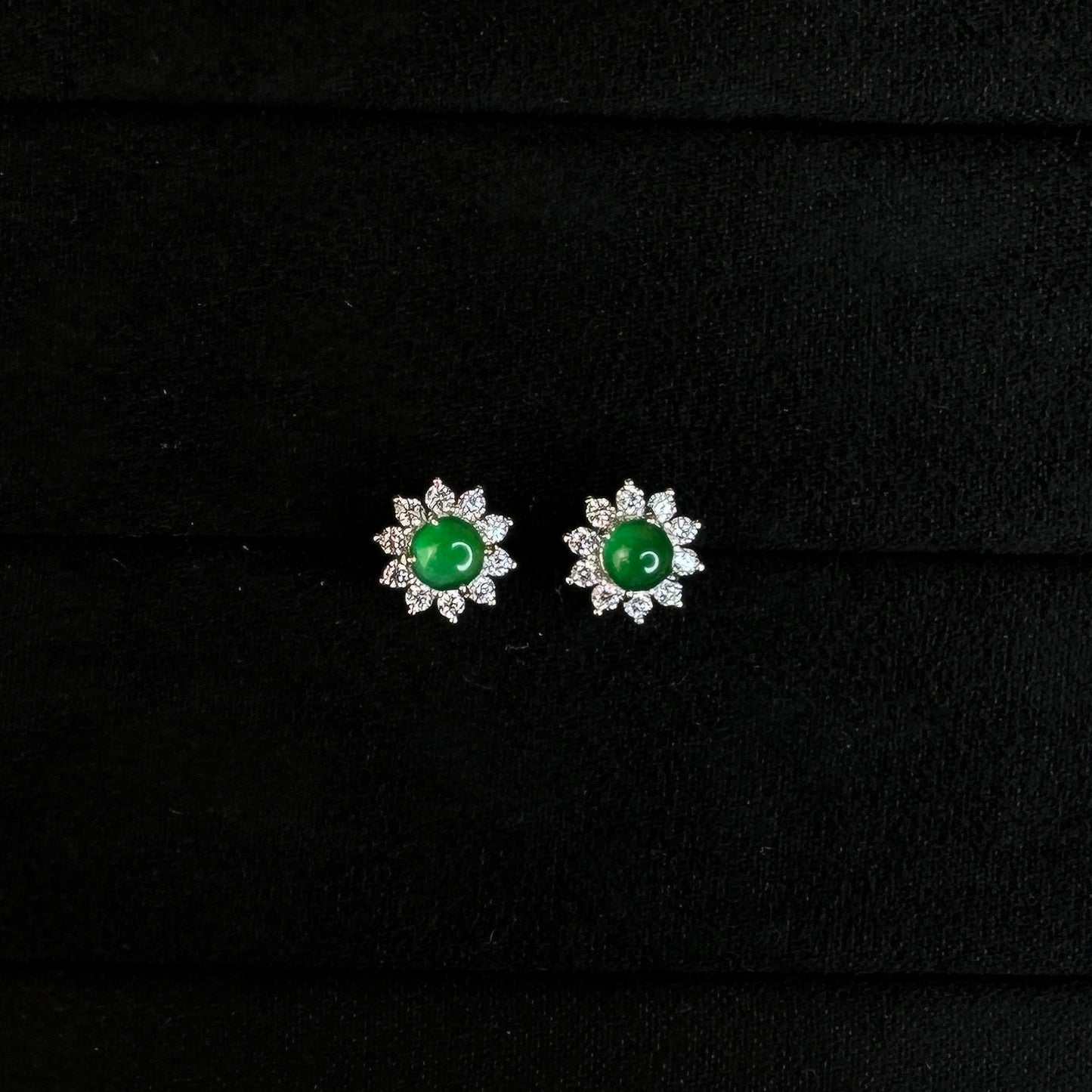 Green Jadeite Jade Stud Earrings Flower in Silver Setting