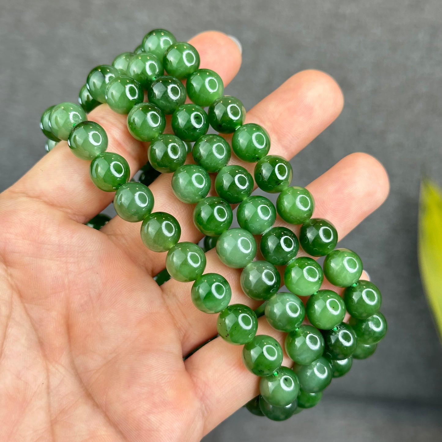 Natural Nephirite Jade Necklace Size 9.5-10 mm