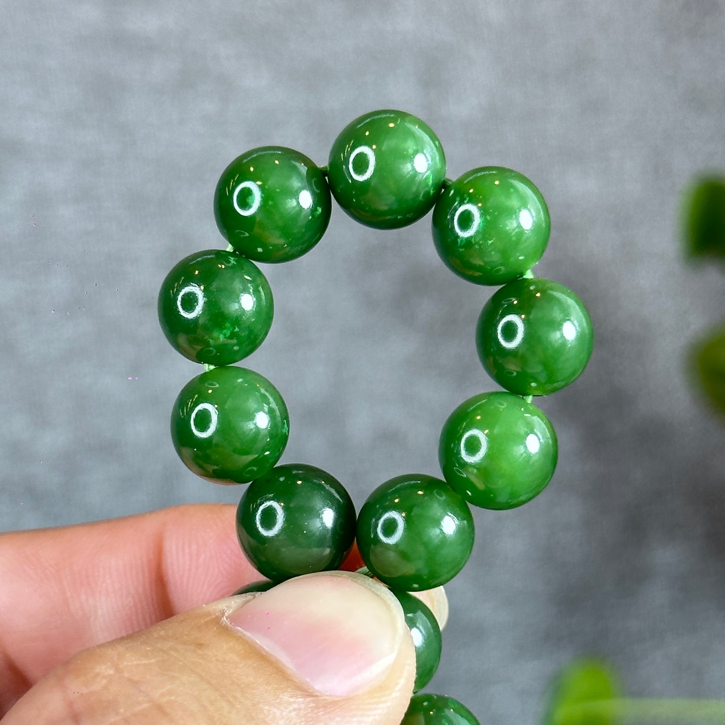 Nephrite Jade VIP Bracelet Size 10 mm