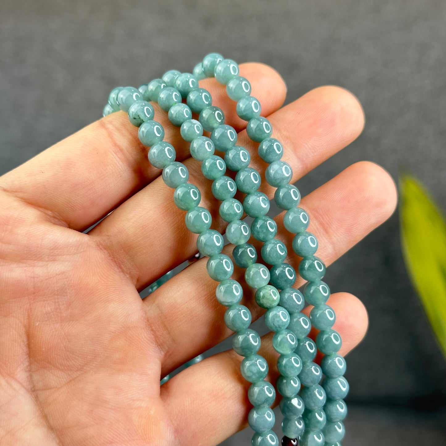 Natural Water Green Jadeite Jade Necklace mixed with Garnet and Flower Jadeite Jade Beads Size 6 mm
