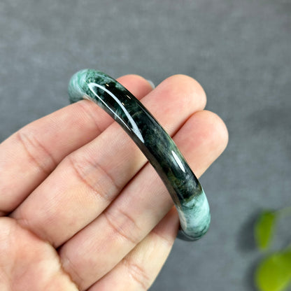 Natural Jadeite Jade Son Thuy Chopstick style Bangle Size 52 mm