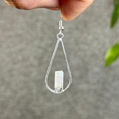 Natura Selenite Tear Drop Dangling Earrings in Silver Platting