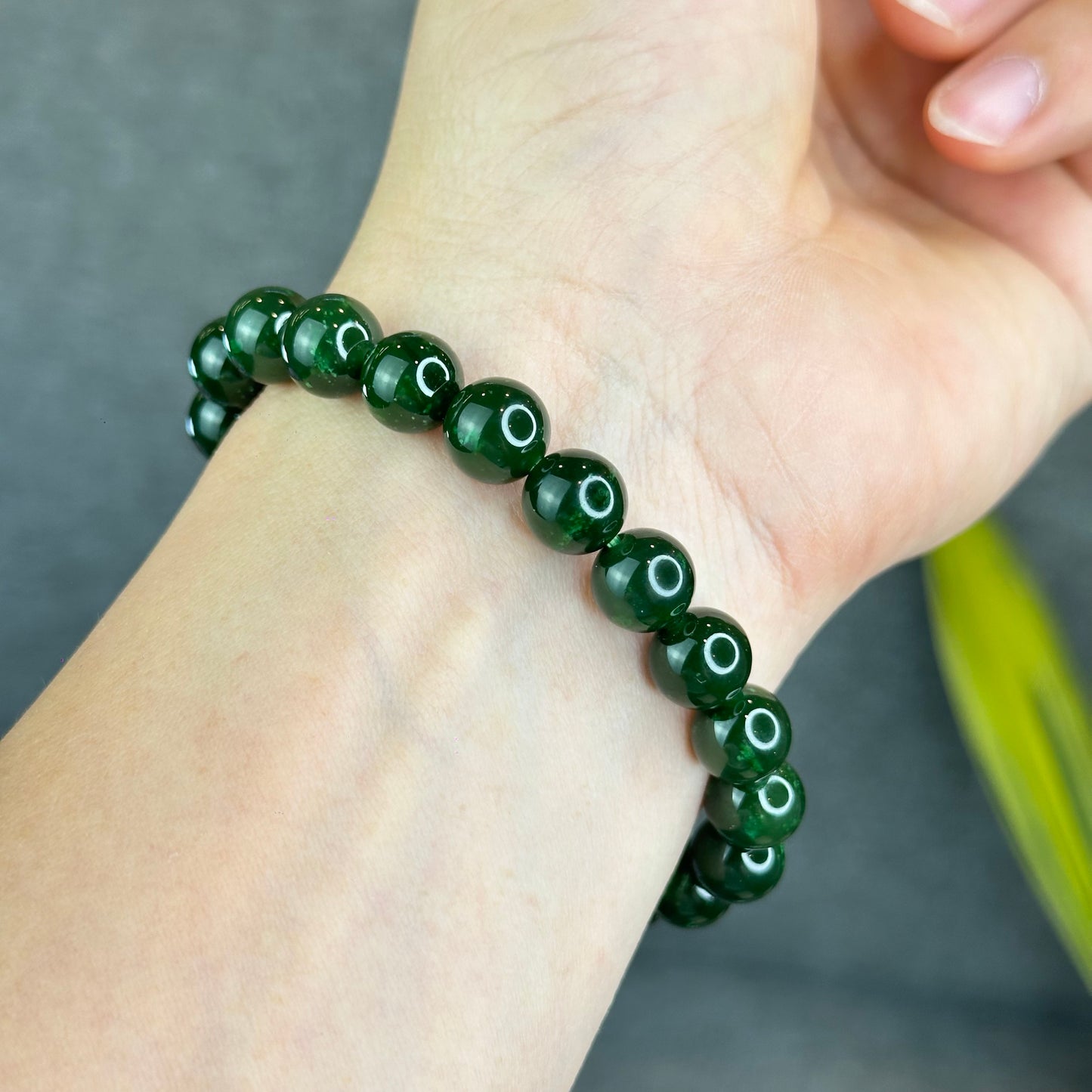 Natural Nephrite Jade Bracelet Size 9 mm - High Quality
