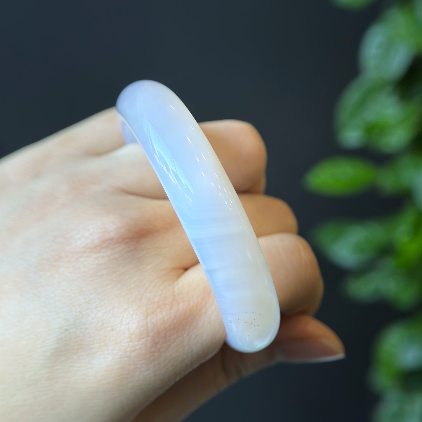 Natural White Agate Bangle Leaf Style Size 52 mm