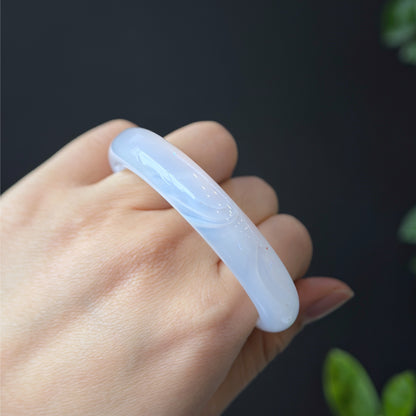 Natural White Agate Bangle Leaf Style Size 52 mm