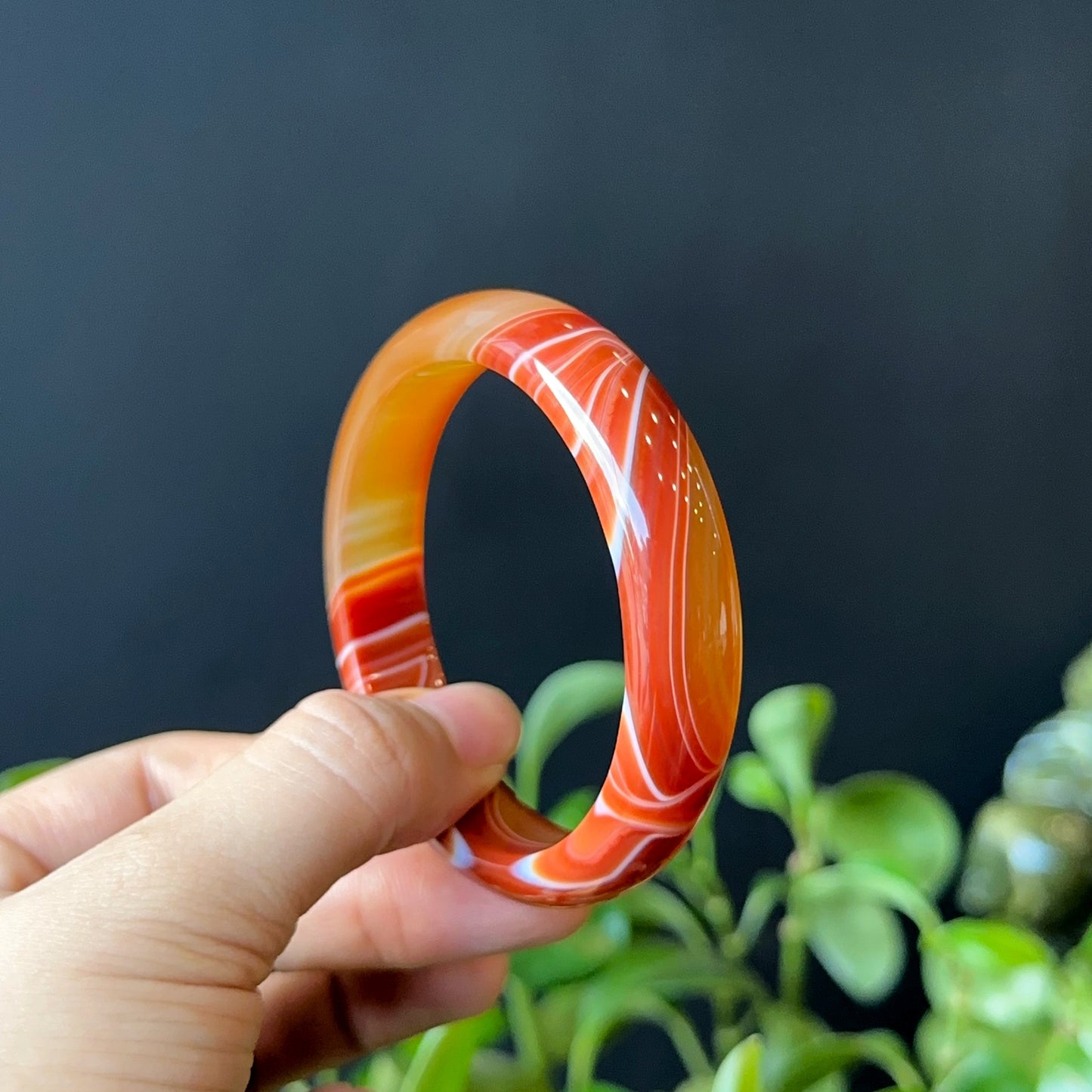 Red Agate Bangle Leaf Style Size 56 mm