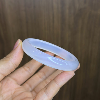 White Agate Bangle Leaf Style Size 56 mm