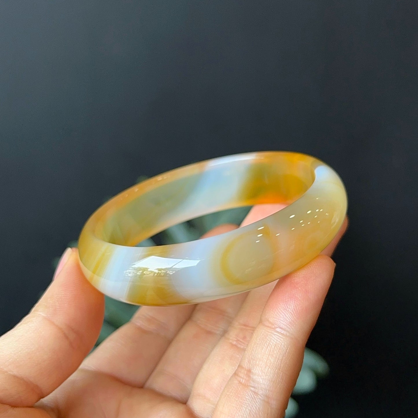 Natural Agate Bangle Leaf Style Size 60 mm