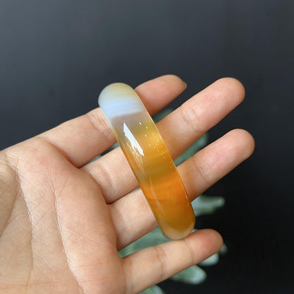 Natural Agate Honey Colour Bangle Leaf Style Size 61 mm