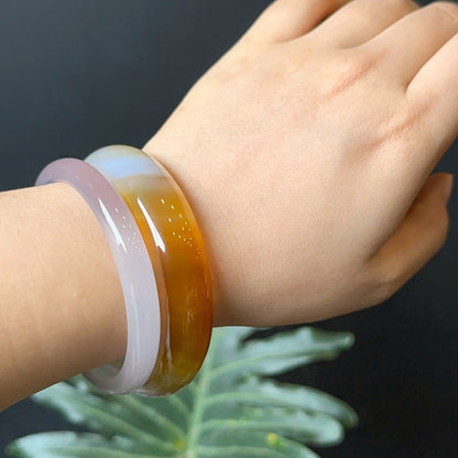 Natural Agate Honey Colour Bangle Leaf Style Size 61 mm